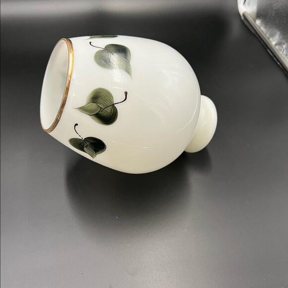 Vintage Milk Glass Vase with Hand-Painted Green Leaves and Gold Rim - Picture 5 of 6